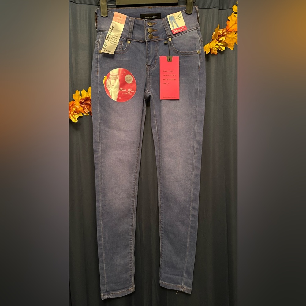 Women's Skinny Jeans in Blue